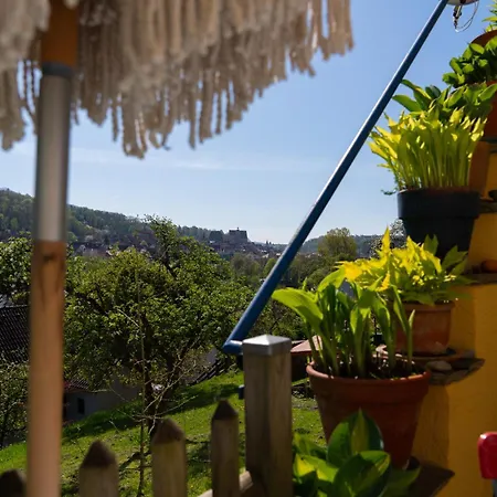 Gemuetliche Gartenwohnung Mit Altstadtblick Appartement